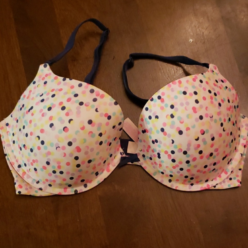 34DD Victoria's Secret Bra